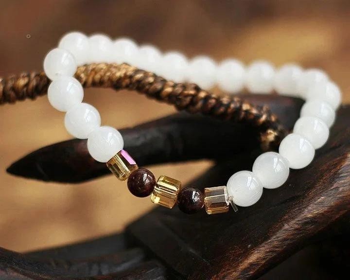 Personalized bracelets for friends and family-6mm Natural White Jade Garnet Crystal Bead Bracelet