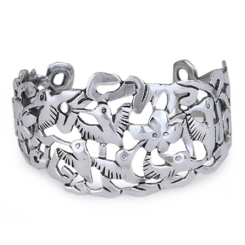 Men’s fashion bracelets with diamonds-Handmade Silver Hummingbird Mystique Cuff Bracelet (Mexico)