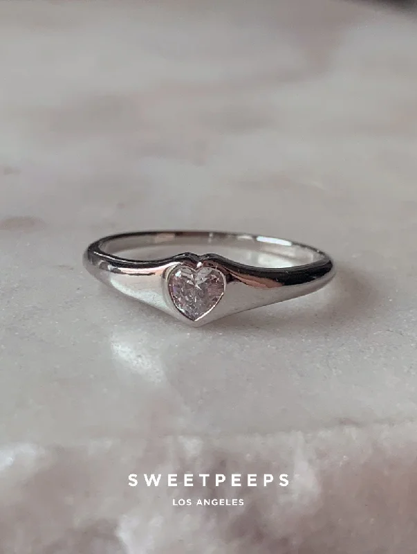 Personalized rings with initials-Classic Heart Signet Ring - Silver