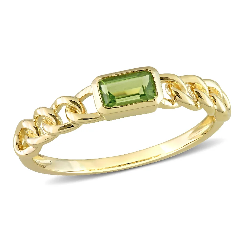 Custom silver rings for anniversary gifts-Miadora 1/3ct TGW Octagon Peridot Link Ring in 10k Yellow Gold