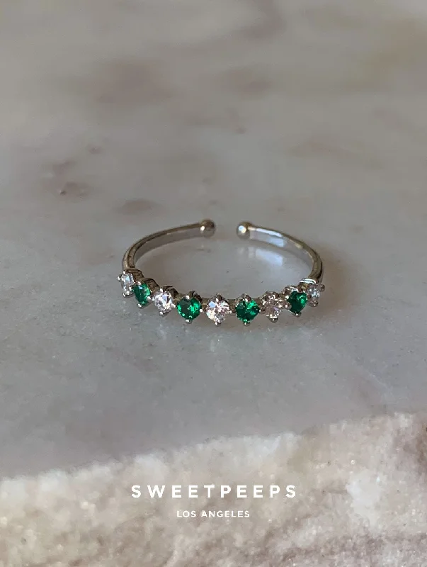 Personalized wedding rings with names-Noble Green Dainty Ring - Silver