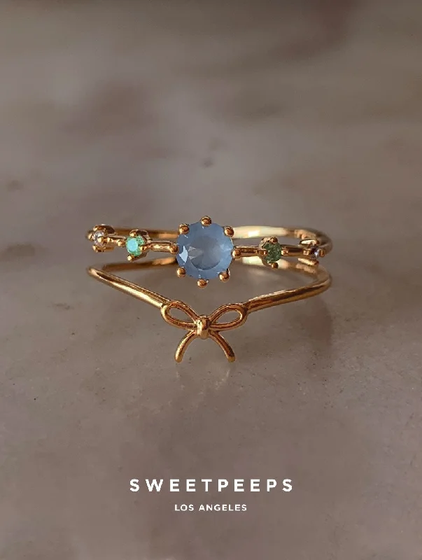 Unique wedding rings for couples-Ribbon Blue Gem Ring