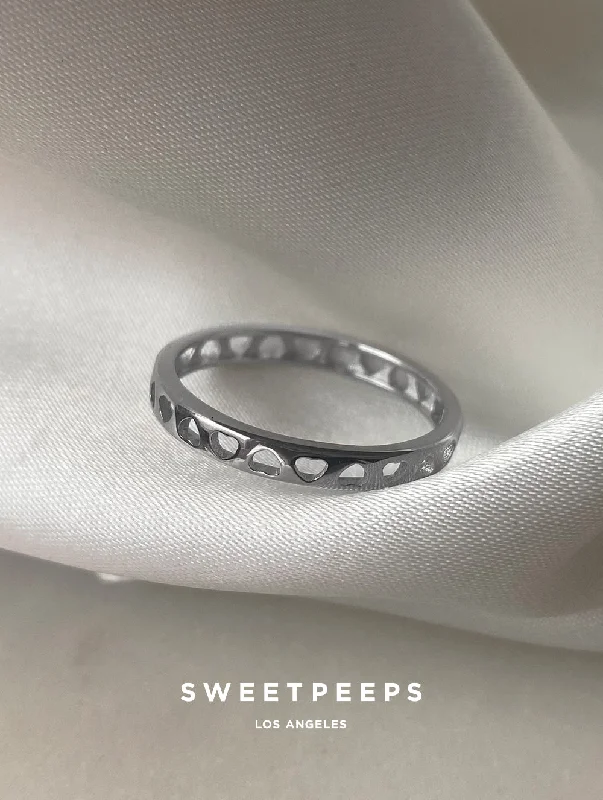 Men’s wedding bands with gemstones-Sterling Silver Heart Cut Out Ring